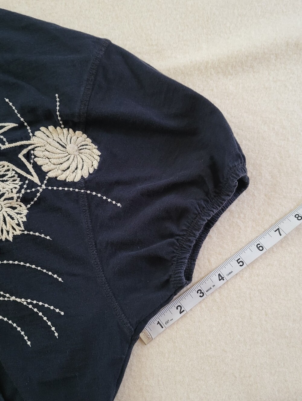 Lucky Brand Short Sleeve Cropped Hoodie Women's Size L Black Bird Embroidery Y2K - Picture 7 of 11